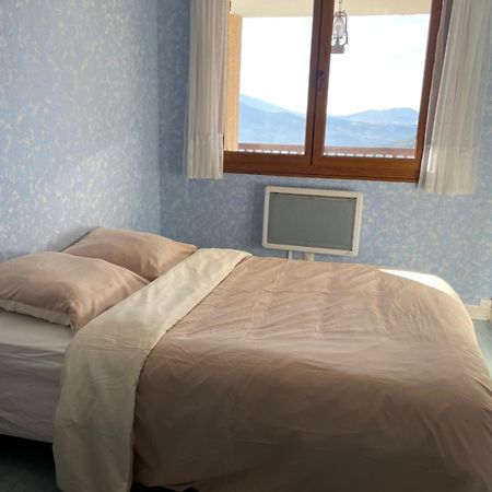 Appartement T3 Avec Vue Sur Le Lac Chorges Dış mekan fotoğraf
