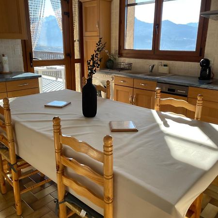 Appartement T3 Avec Vue Sur Le Lac Chorges Dış mekan fotoğraf
