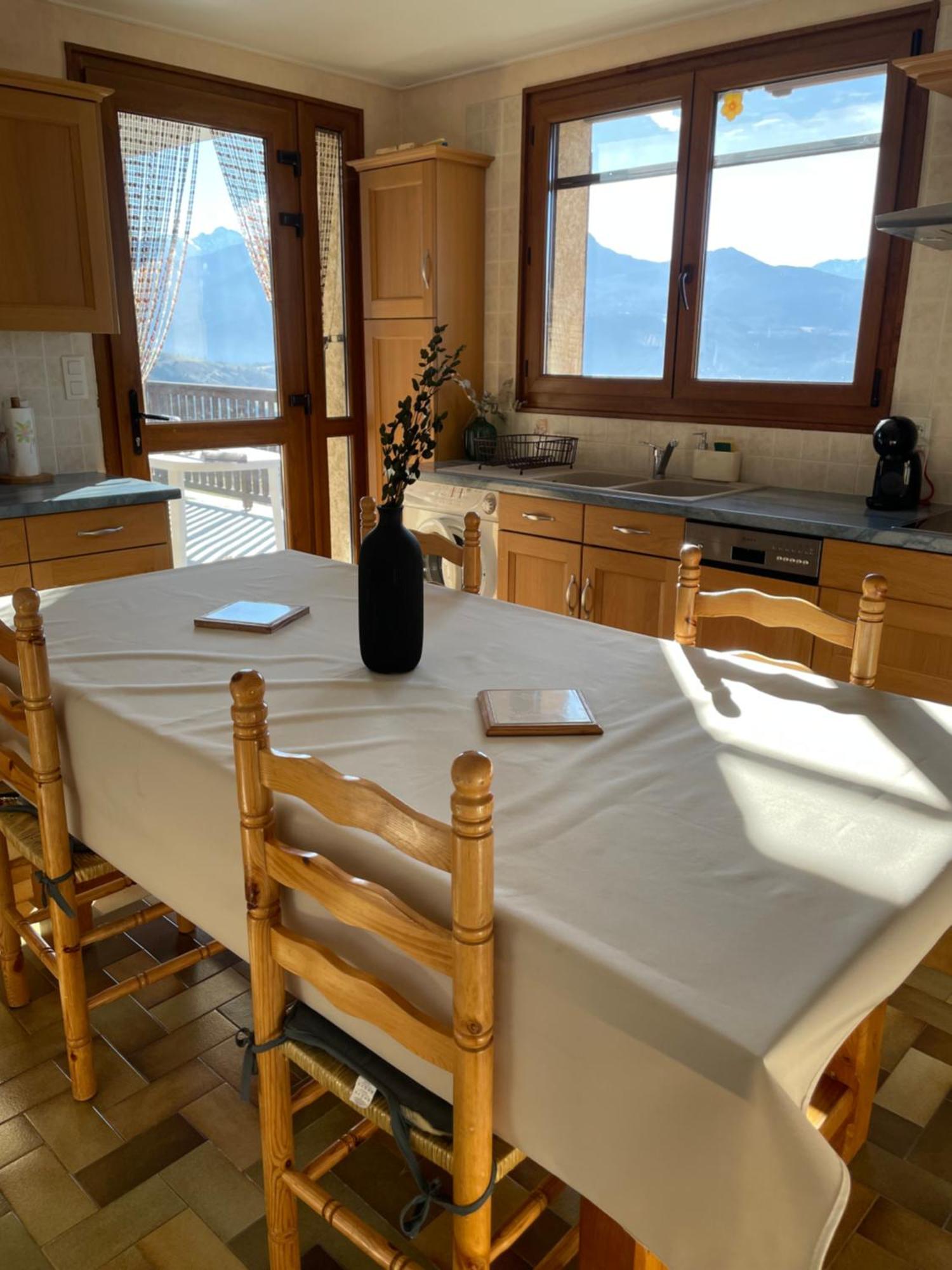 Appartement T3 Avec Vue Sur Le Lac Chorges Dış mekan fotoğraf
